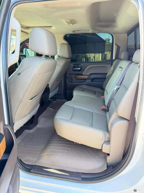 2018 GMC Sierra SLT - Image 5
